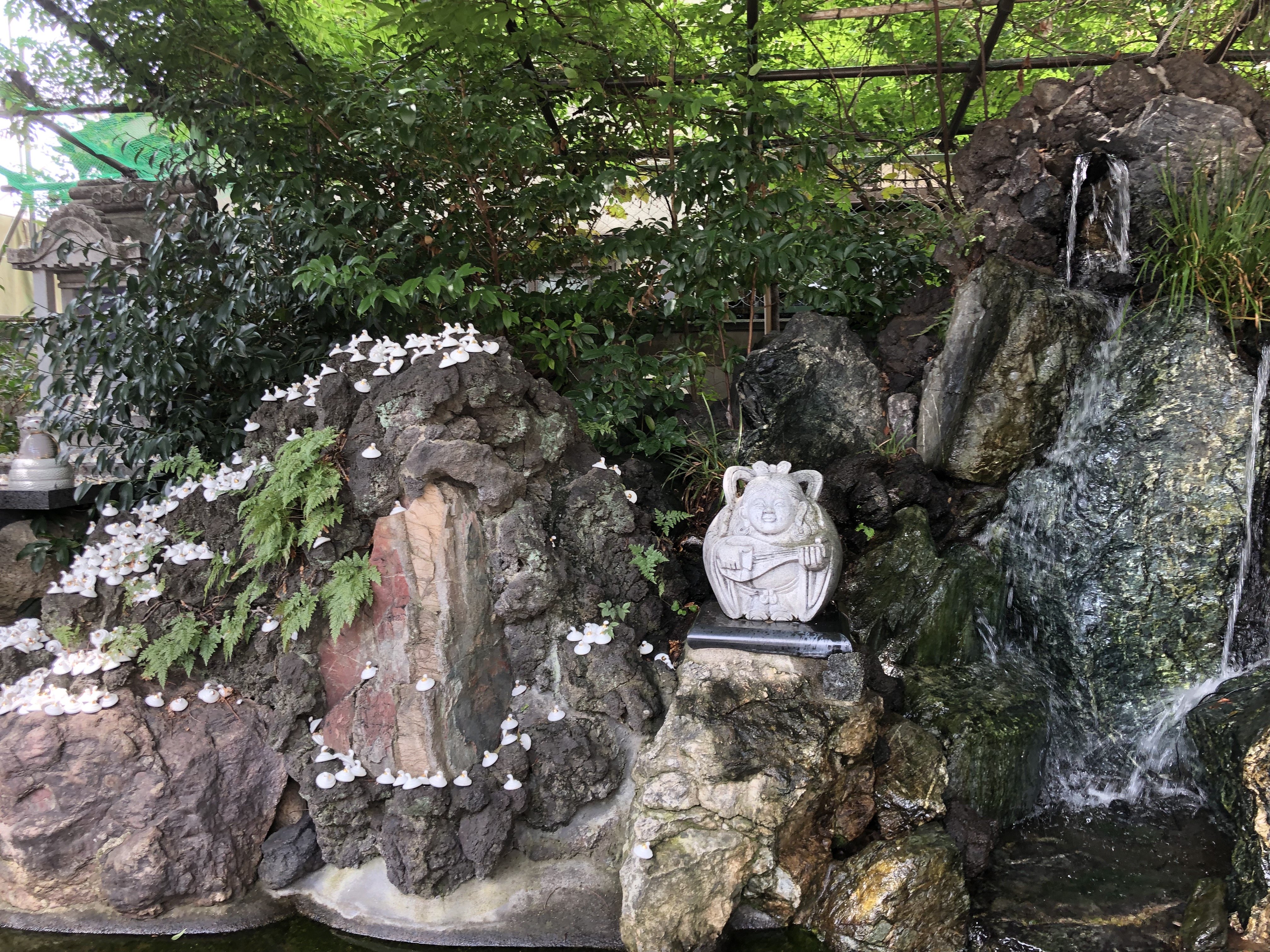 Le statuette dei serpenti / The snake statues